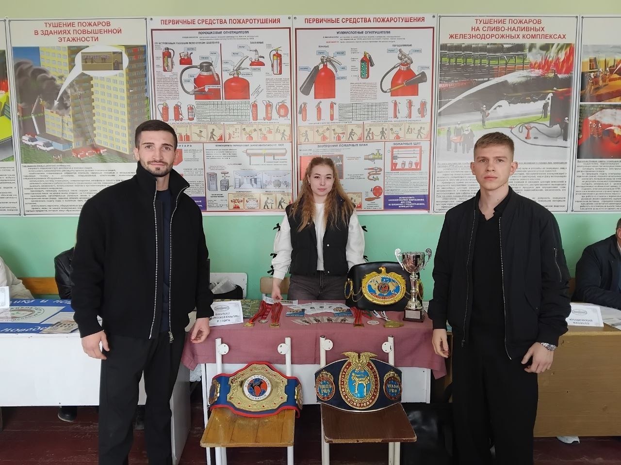 В рамках профориентации ПГУ студенты факультета ФКиС...